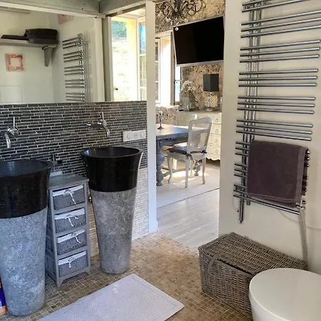 Charming Fisher House On The And In The Heart Of Tropez Saint-Tropez